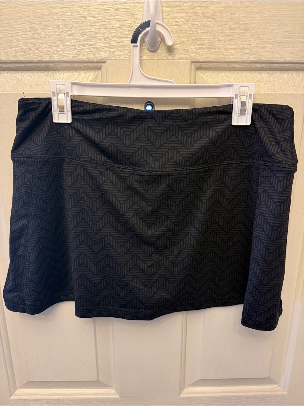 Vineyard Vines Black Geometric Print Mini Skirt